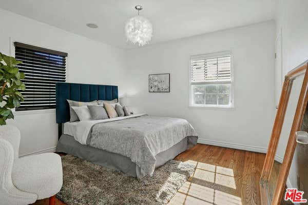 2904 DELAWARE AVE, SANTA MONICA, CA 90404, photo 4 of 17