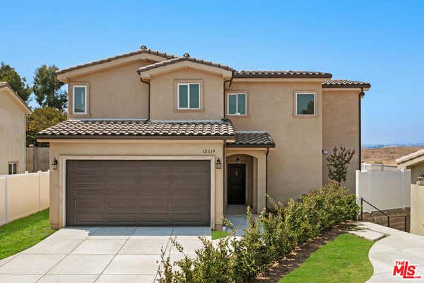 12519 N HALEH LN, SYLMAR, CA 91342 - Image 1