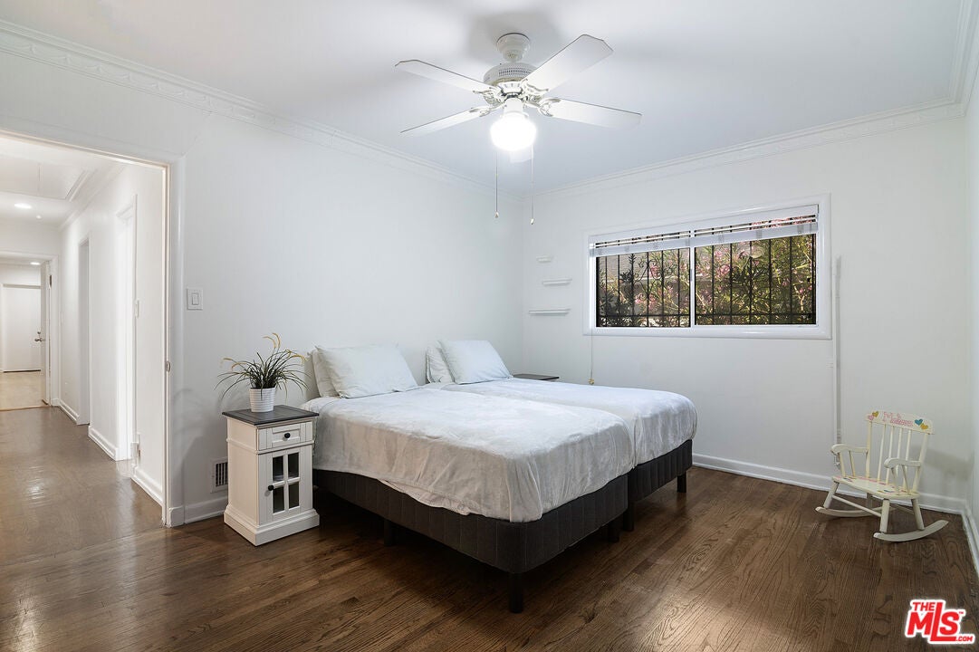 Los Angeles, California, 90035, United States, 4 Bedrooms Bedrooms, ,3 BathroomsBathrooms,Residential,Active,1863328
