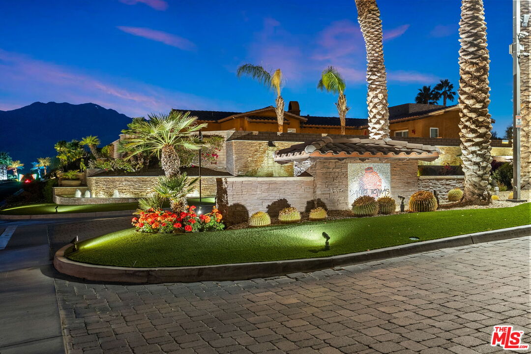 Rancho Mirage, California, 92270, United States, 4 Bedrooms Bedrooms, ,5 BathroomsBathrooms,Residential,Active,1995289