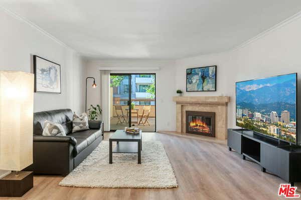 424 OAK ST UNIT 127, GLENDALE, CA 91204 - Image 1