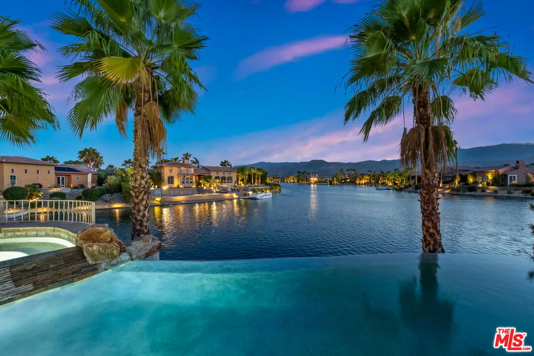 Rancho Mirage, California, 92270, United States, 4 Bedrooms Bedrooms, ,5 BathroomsBathrooms,Residential,Active,2007230