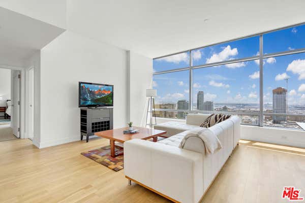 900 W OLYMPIC BLVD UNIT 33I, LOS ANGELES, CA 90015 - Image 1