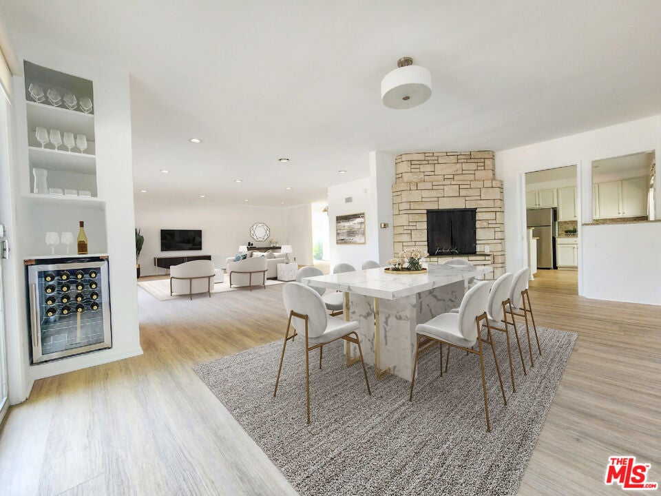 Los Angeles, California, 90024, United States, ,9 BathroomsBathrooms,Residential,Active,1841273