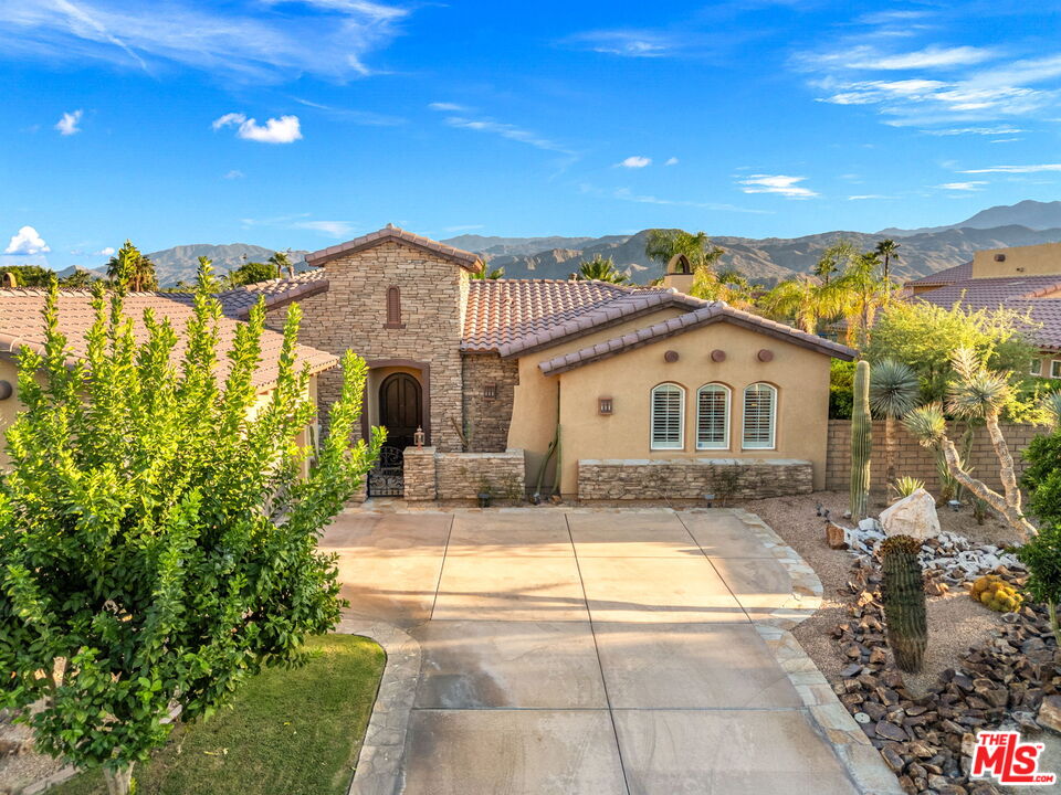 Rancho Mirage, California, 92270, United States, 4 Bedrooms Bedrooms, ,5 BathroomsBathrooms,Residential,Active,2007230