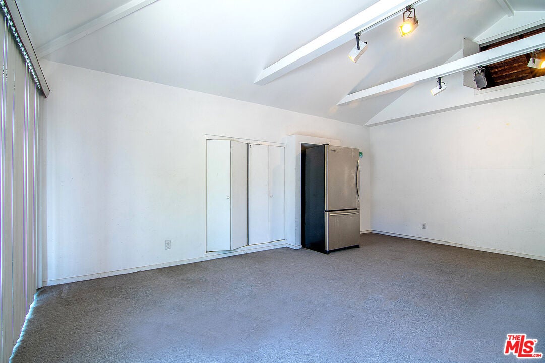 Los Angeles, California, 90035, United States, 4 Bedrooms Bedrooms, ,3 BathroomsBathrooms,Residential,Active,1863328