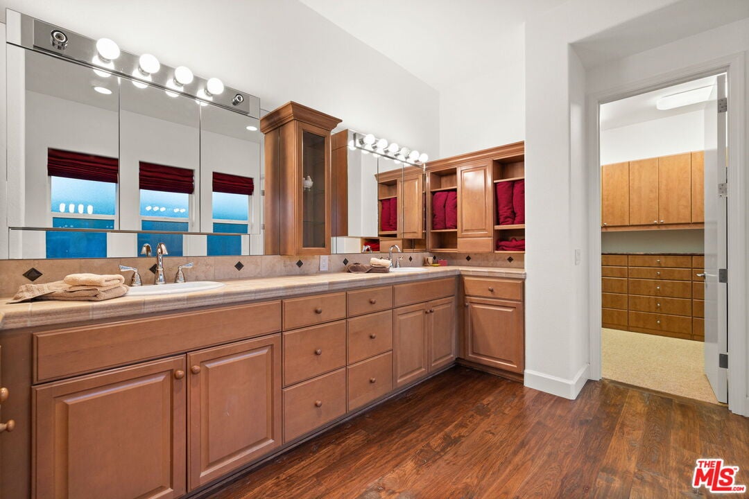 Rancho Mirage, California, 92270, United States, 4 Bedrooms Bedrooms, ,5 BathroomsBathrooms,Residential,Active,1995289