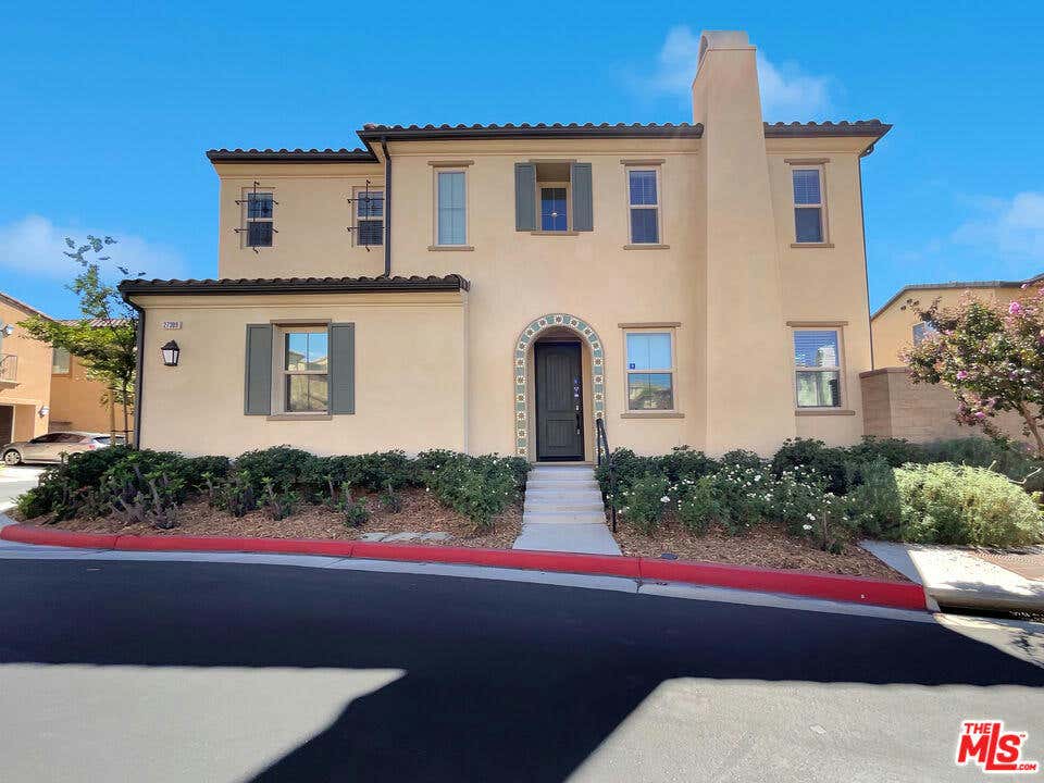 27309 SANDSTONE PL, SANTA CLARITA, CA 91350, photo 1 of 23