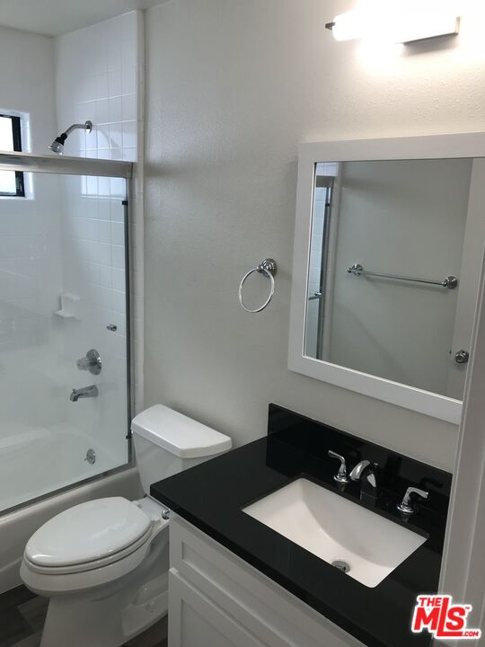 West Hollywood, California, 90069, United States, 40 Bedrooms Bedrooms, ,40 BathroomsBathrooms,Residential,Active,1929919