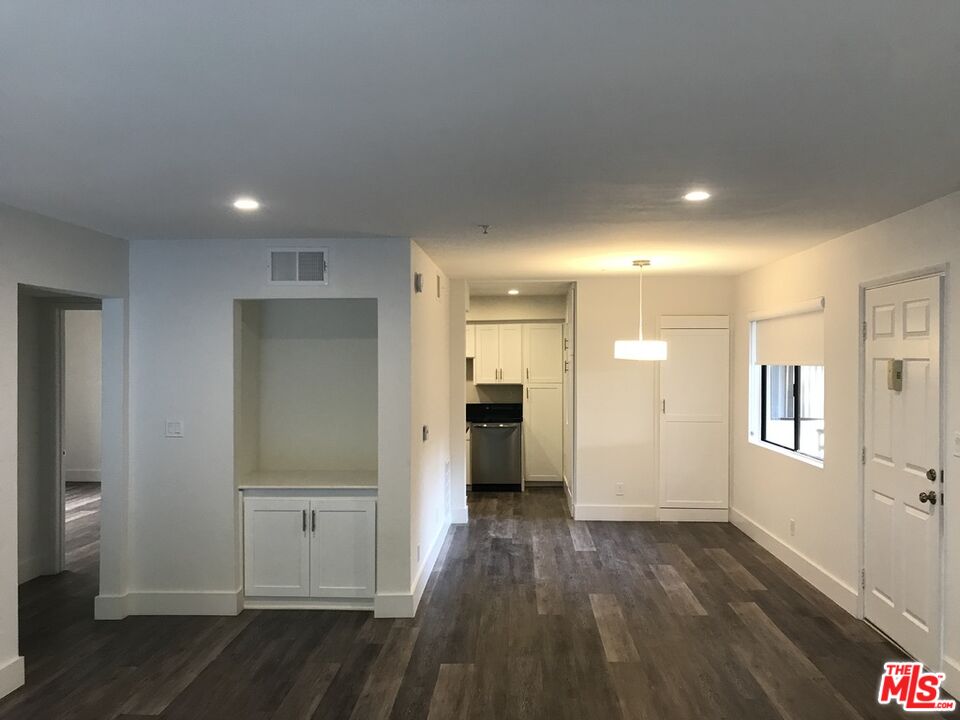 West Hollywood, California, 90069, United States, 40 Bedrooms Bedrooms, ,40 BathroomsBathrooms,Residential,Active,1929919