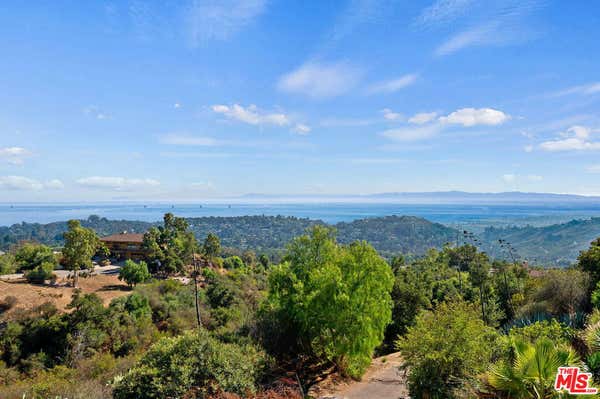 18 W MOUNTAIN DR, SANTA BARBARA, CA 93103, photo 4 of 20