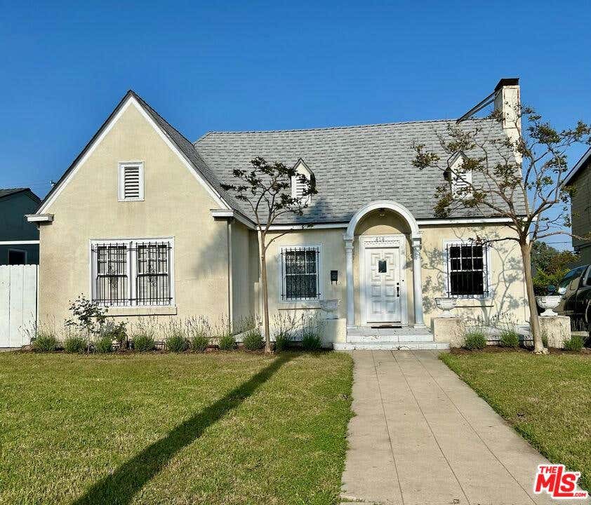 414 N BEACHWOOD DR, LOS ANGELES, CA 90004, photo 1 of 11