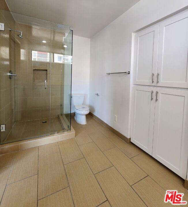 Los Angeles, California, 90024, United States, ,9 BathroomsBathrooms,Residential,Active,1841273