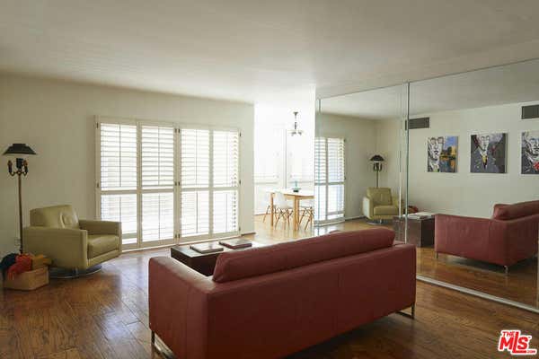 927 N KINGS RD APT 118, WEST HOLLYWOOD, CA 90069 - Image 1