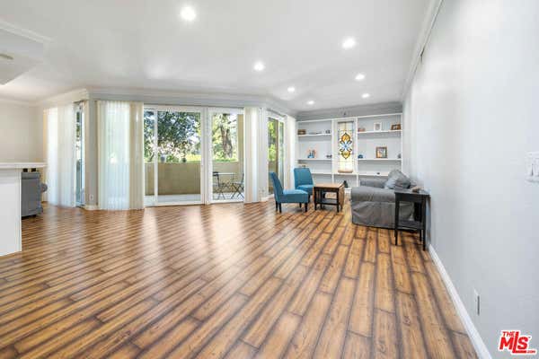 5216 YARMOUTH AVE UNIT 106, ENCINO, CA 91316 - Image 1