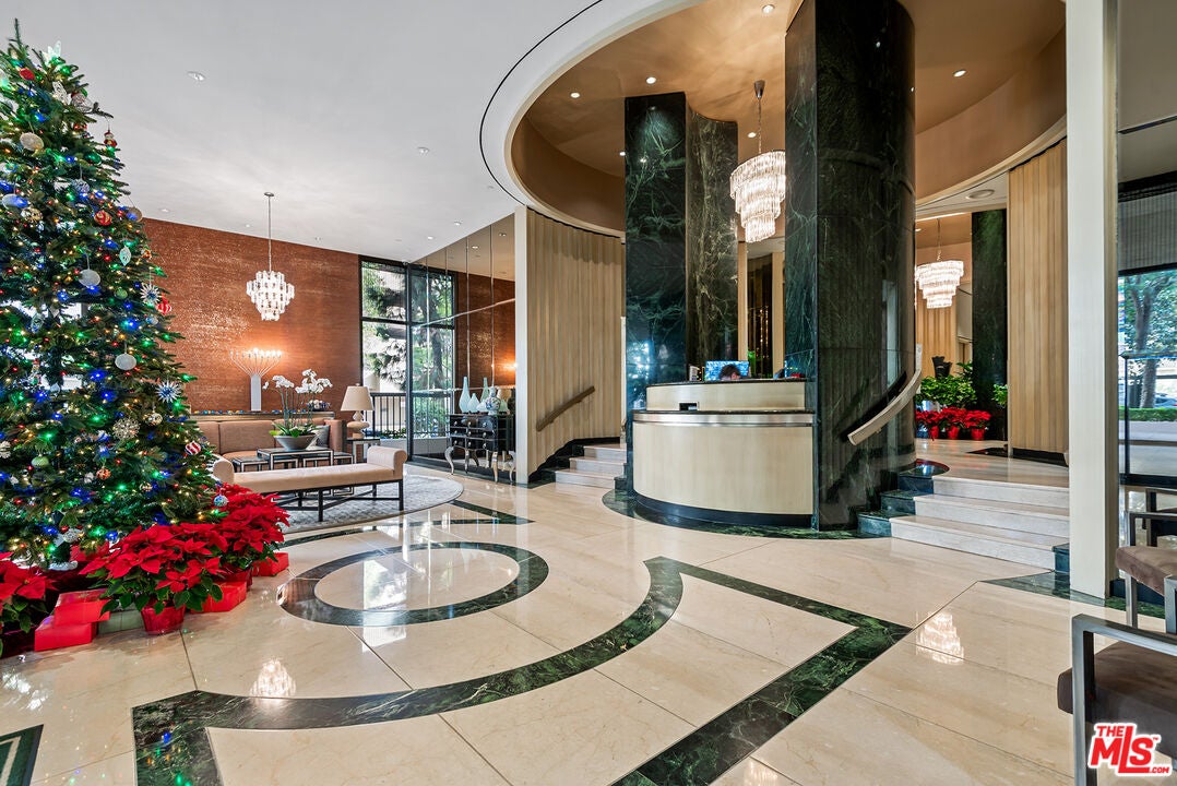 Los Angeles, California, 90024, United States, 3 Bedrooms Bedrooms, ,4 BathroomsBathrooms,Residential,Active,2009848