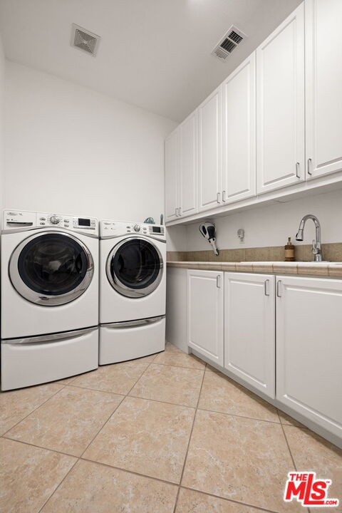 Rancho Mirage, California, 92270, United States, 4 Bedrooms Bedrooms, ,5 BathroomsBathrooms,Residential,Active,1995289