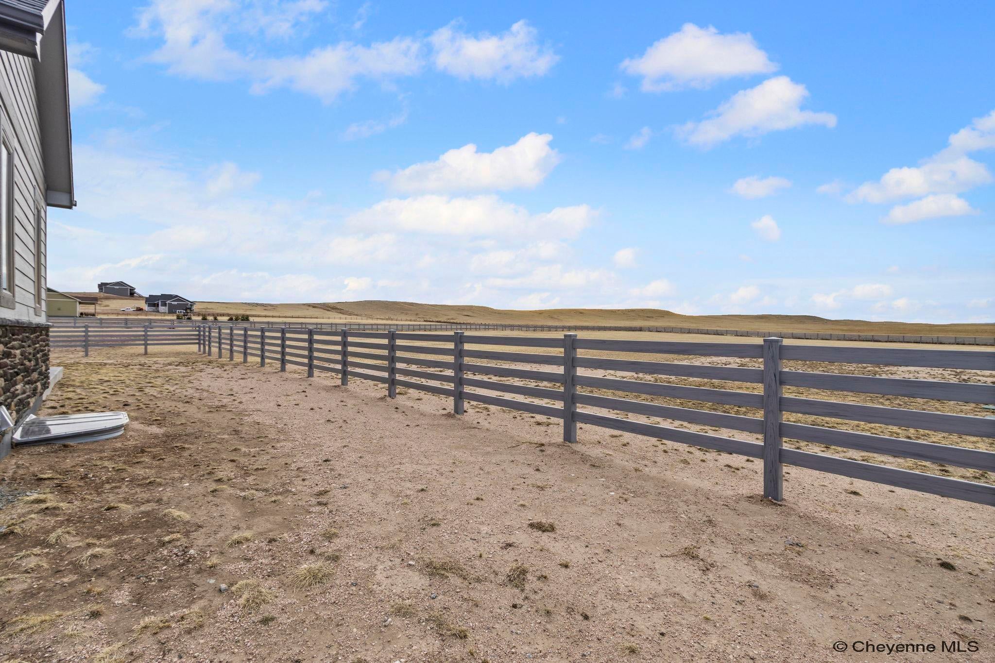 Cheyenne, Wyoming, 82009, United States, 6 Bedrooms Bedrooms, ,3 BathroomsBathrooms,Residential,Active,2009872