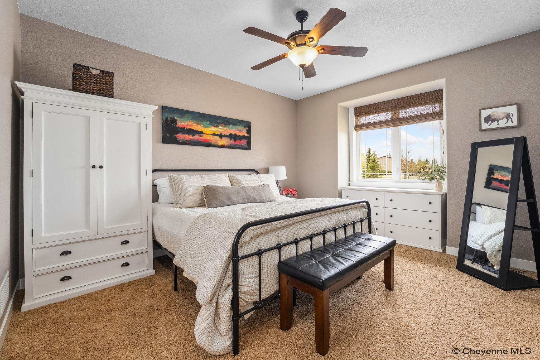 Cheyenne, Wyoming, 82009, United States, ,5 BathroomsBathrooms,Residential,Active,1820343