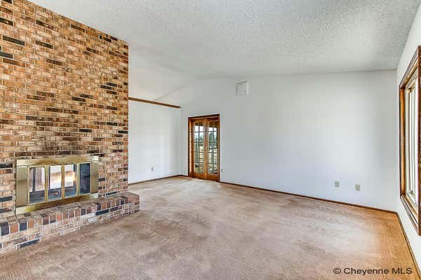 11705 WHITE EAGLE RD, CHEYENNE, WY 82009, photo 4 of 29