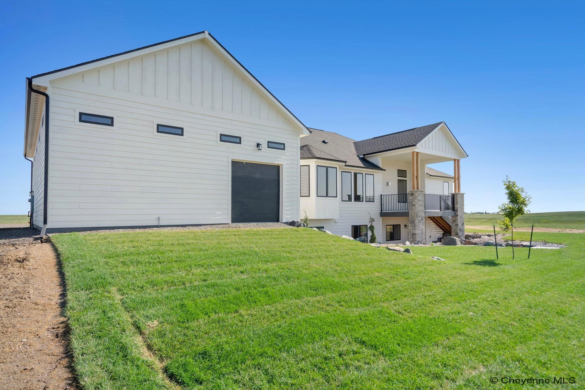 Cheyenne, Wyoming, 82009, United States, 6 Bedrooms Bedrooms, ,5 BathroomsBathrooms,Residential,Active,1952297