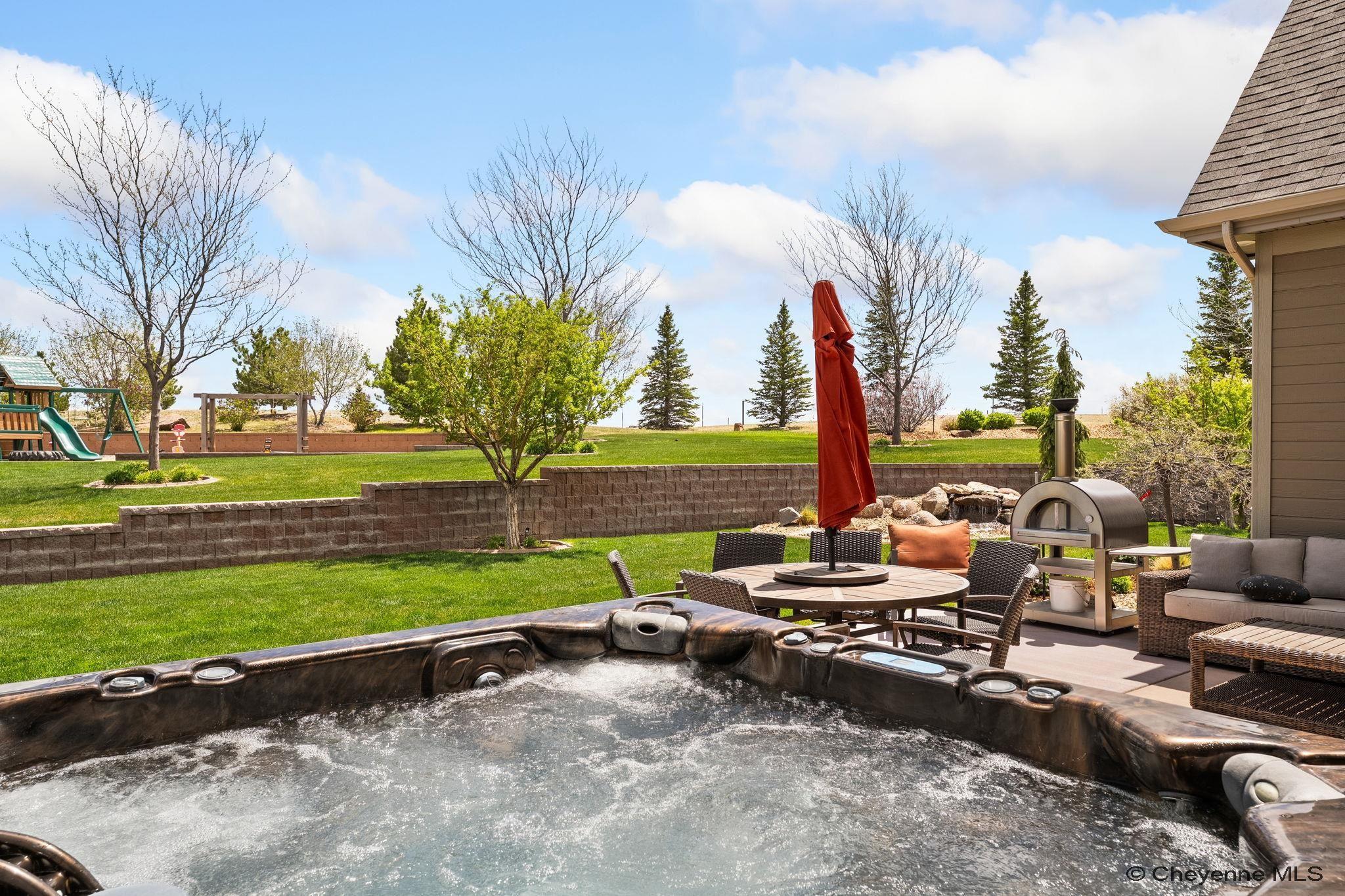 Cheyenne, Wyoming, 82009, United States, ,5 BathroomsBathrooms,Residential,Active,1820343