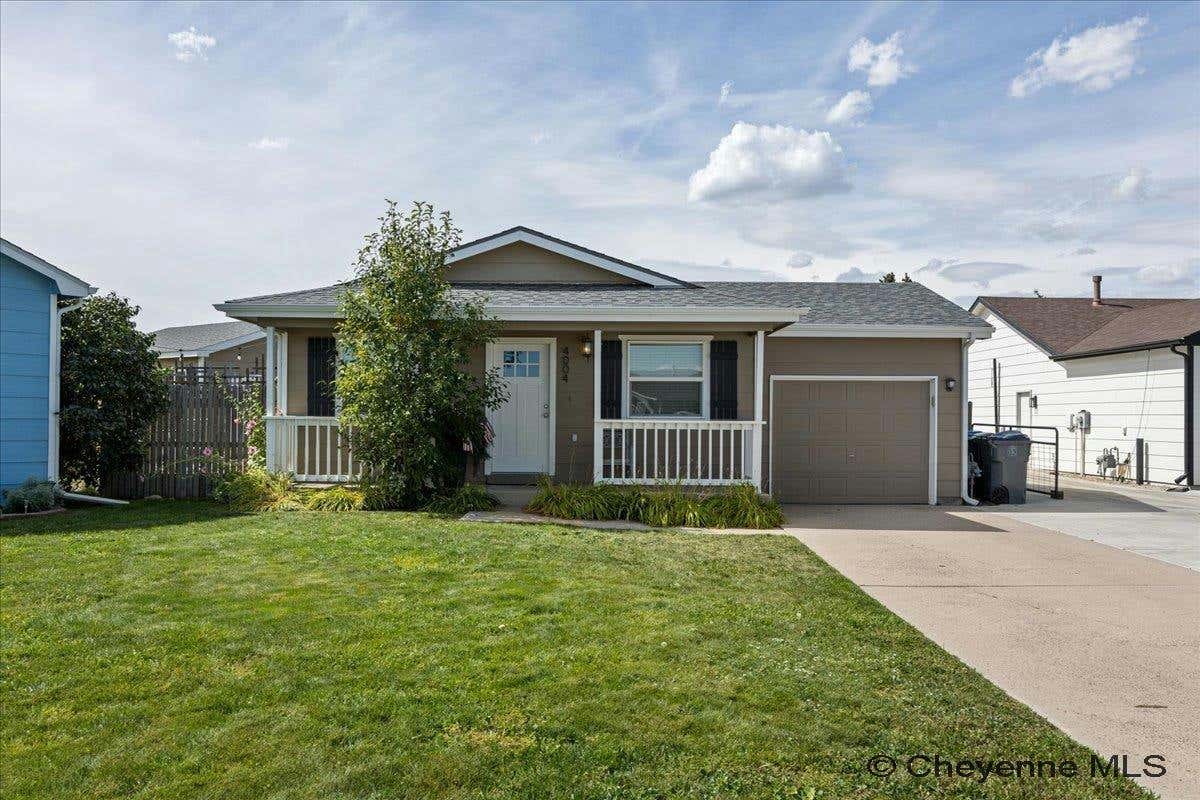 4004 GOLDEN CT, CHEYENNE, WY 82001, photo 1 of 36