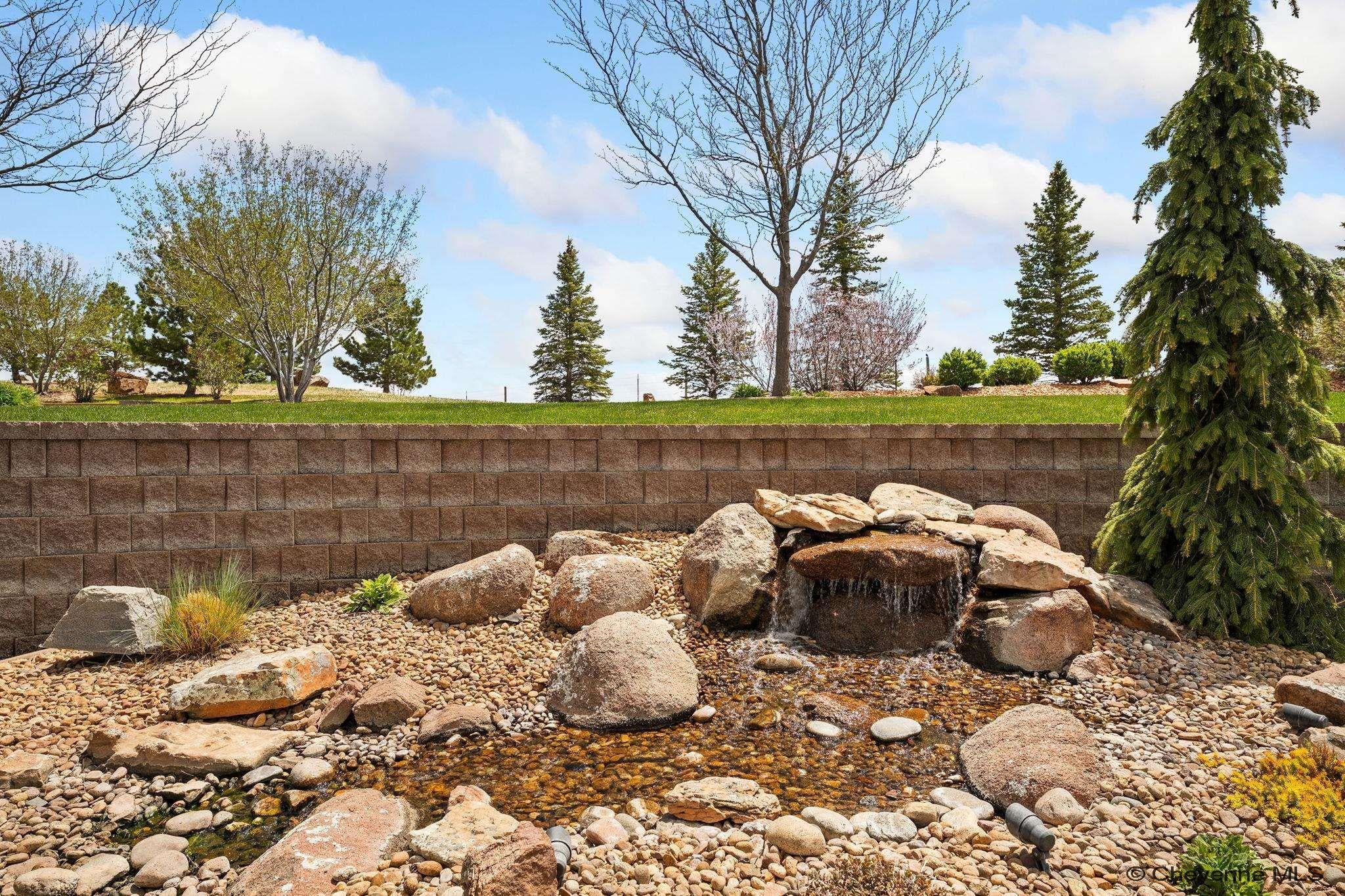 Cheyenne, Wyoming, 82009, United States, ,5 BathroomsBathrooms,Residential,Active,1820343