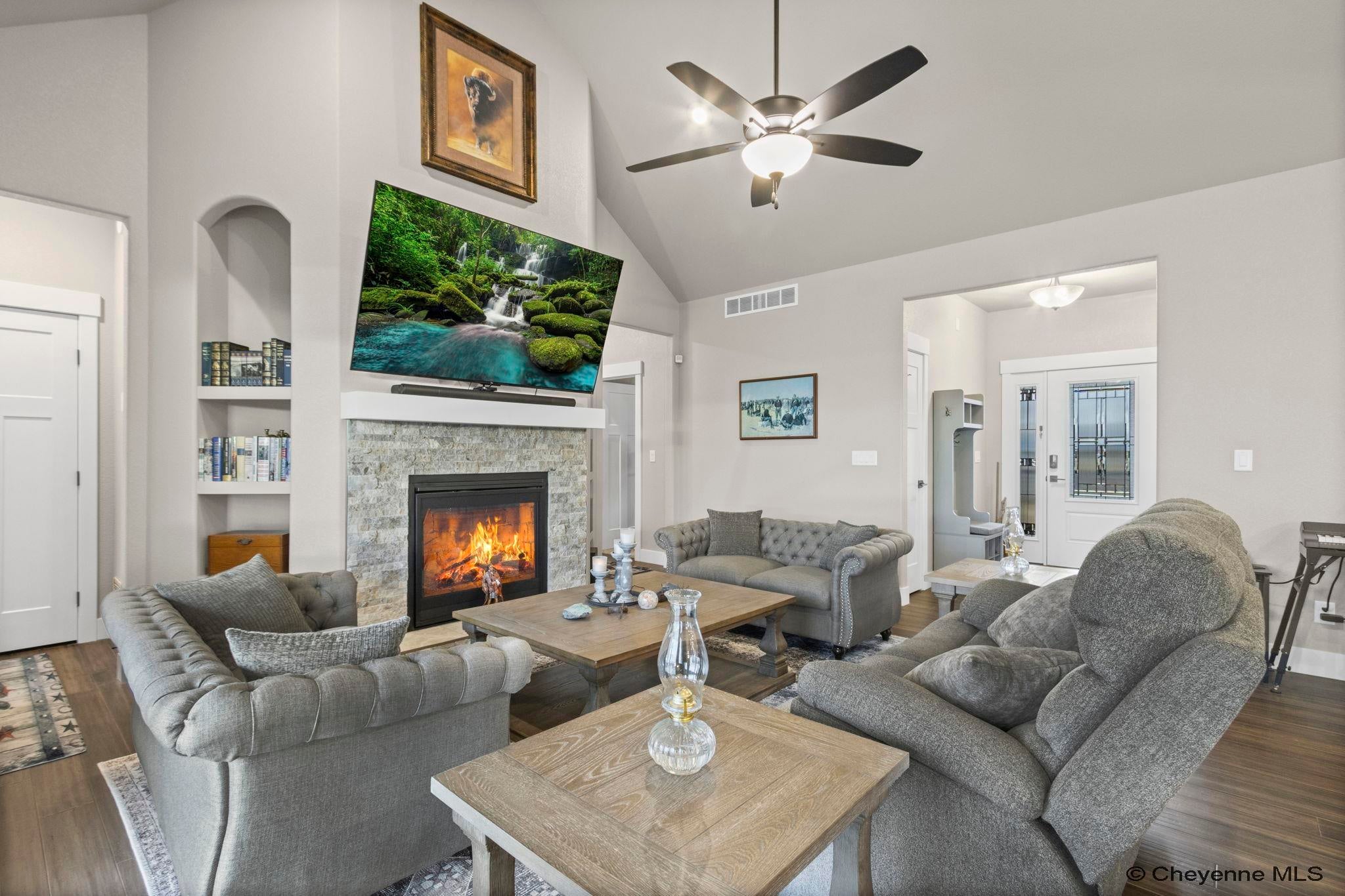 Cheyenne, Wyoming, 82009, United States, 6 Bedrooms Bedrooms, ,3 BathroomsBathrooms,Residential,Active,2009872