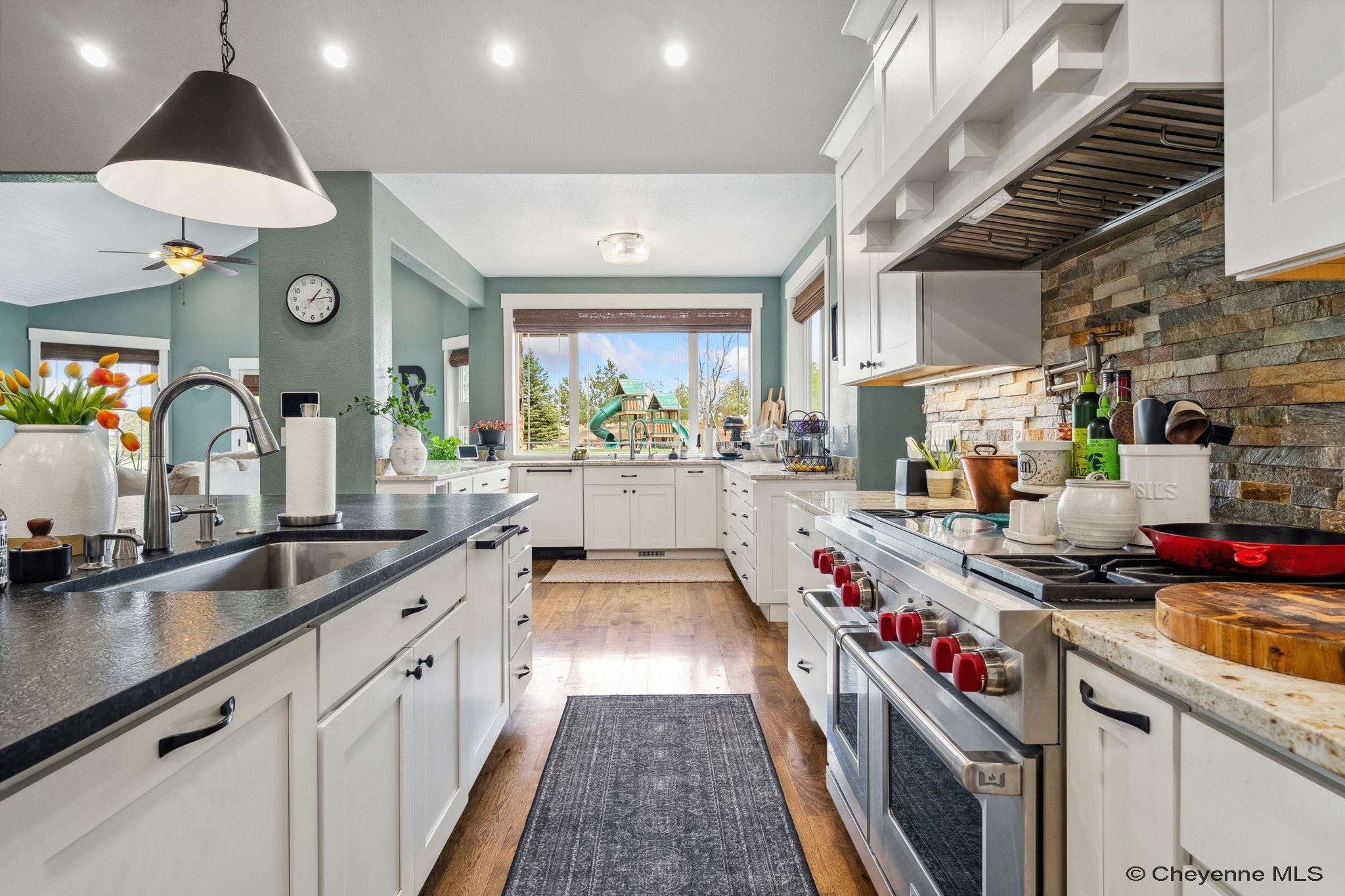 Cheyenne, Wyoming, 82009, United States, ,5 BathroomsBathrooms,Residential,Active,1820343