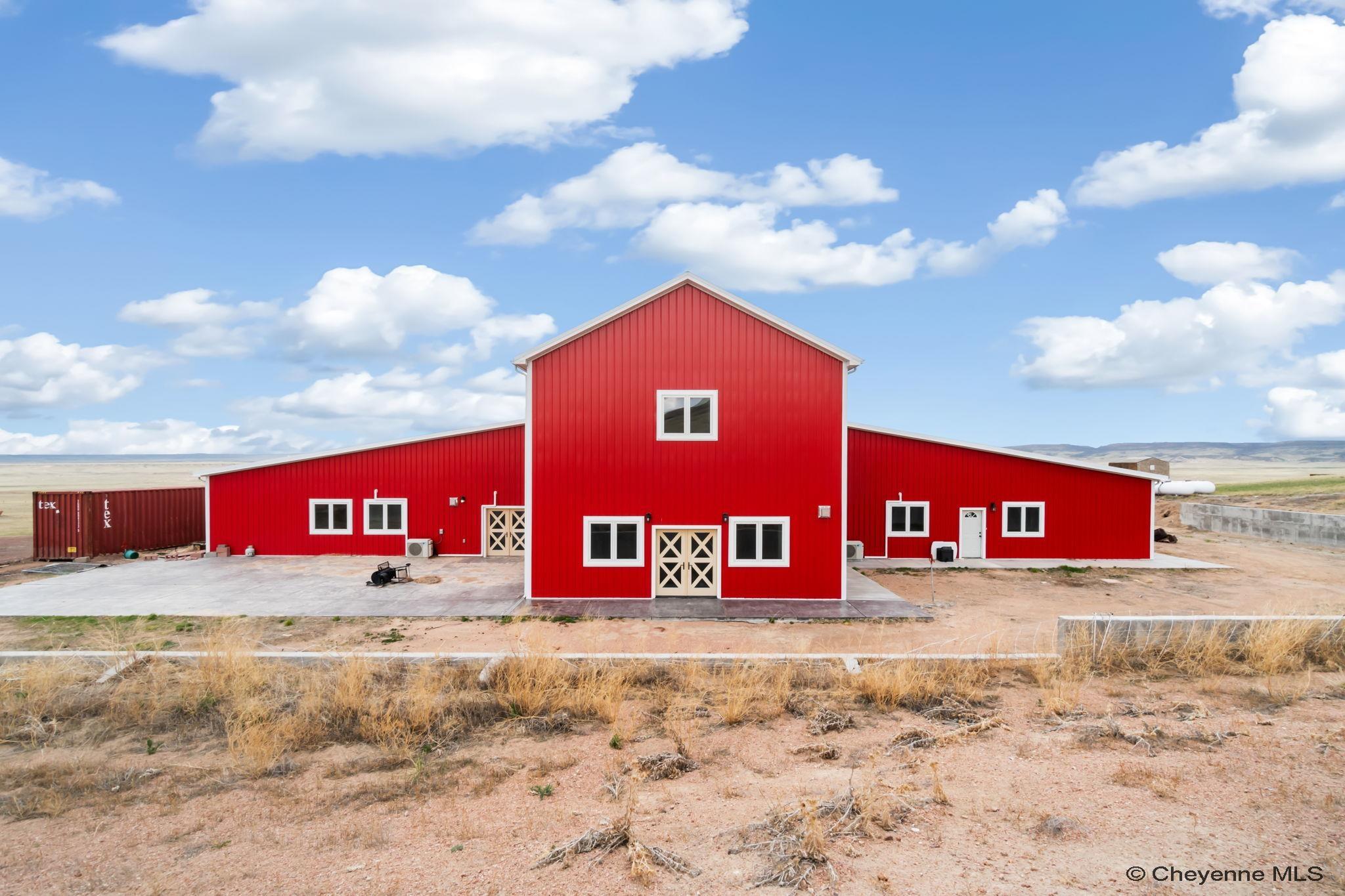 Cheyenne, Wyoming, 82009, United States, 5 Bedrooms Bedrooms, ,6 BathroomsBathrooms,Residential,Active,1799325