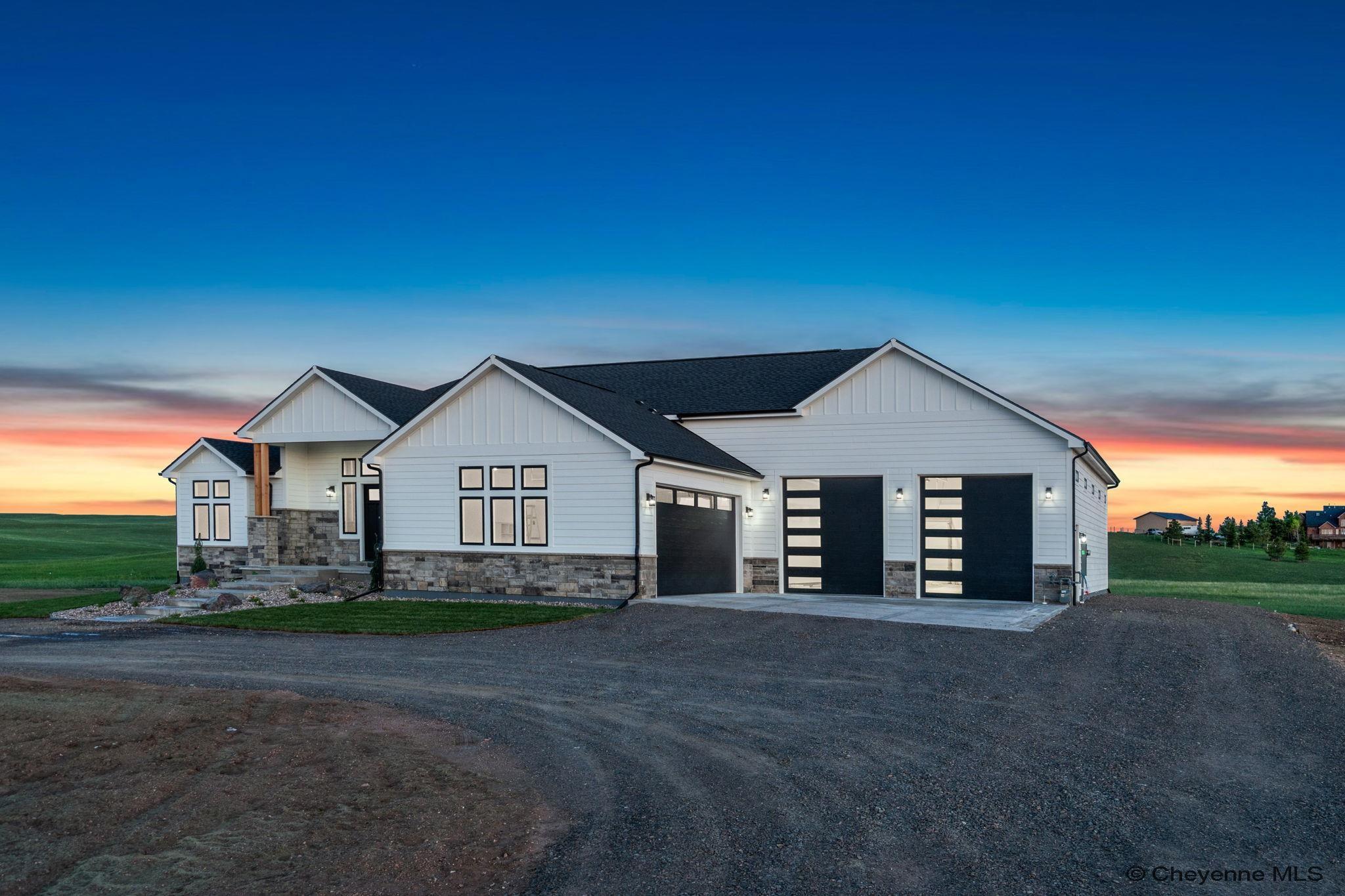 Cheyenne, Wyoming, 82009, United States, 6 Bedrooms Bedrooms, ,5 BathroomsBathrooms,Residential,Active,1952297