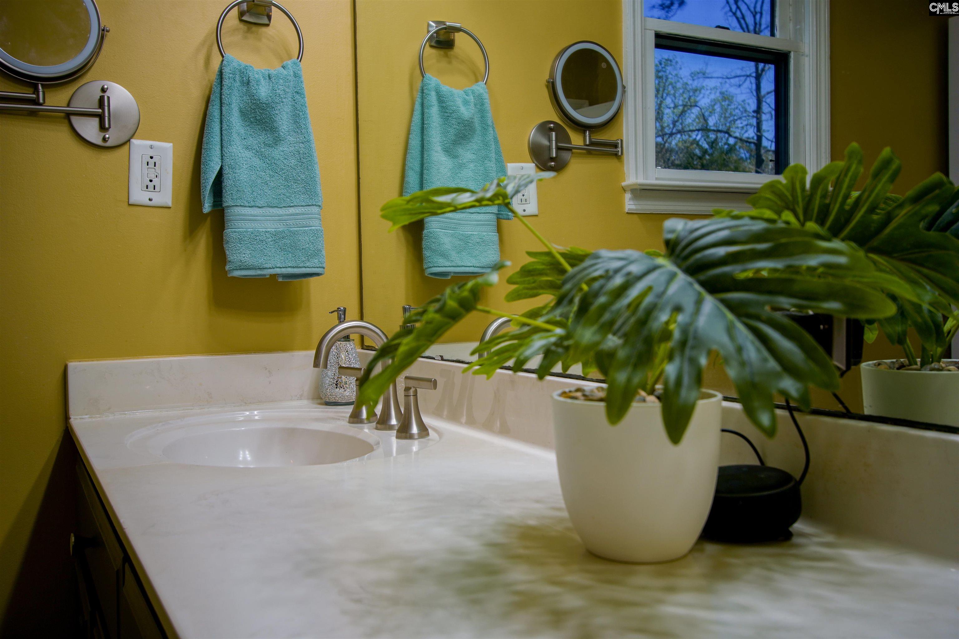 Chapin, South Carolina, 29036, United States, 4 Bedrooms Bedrooms, ,3 BathroomsBathrooms,Residential,Active,1945206