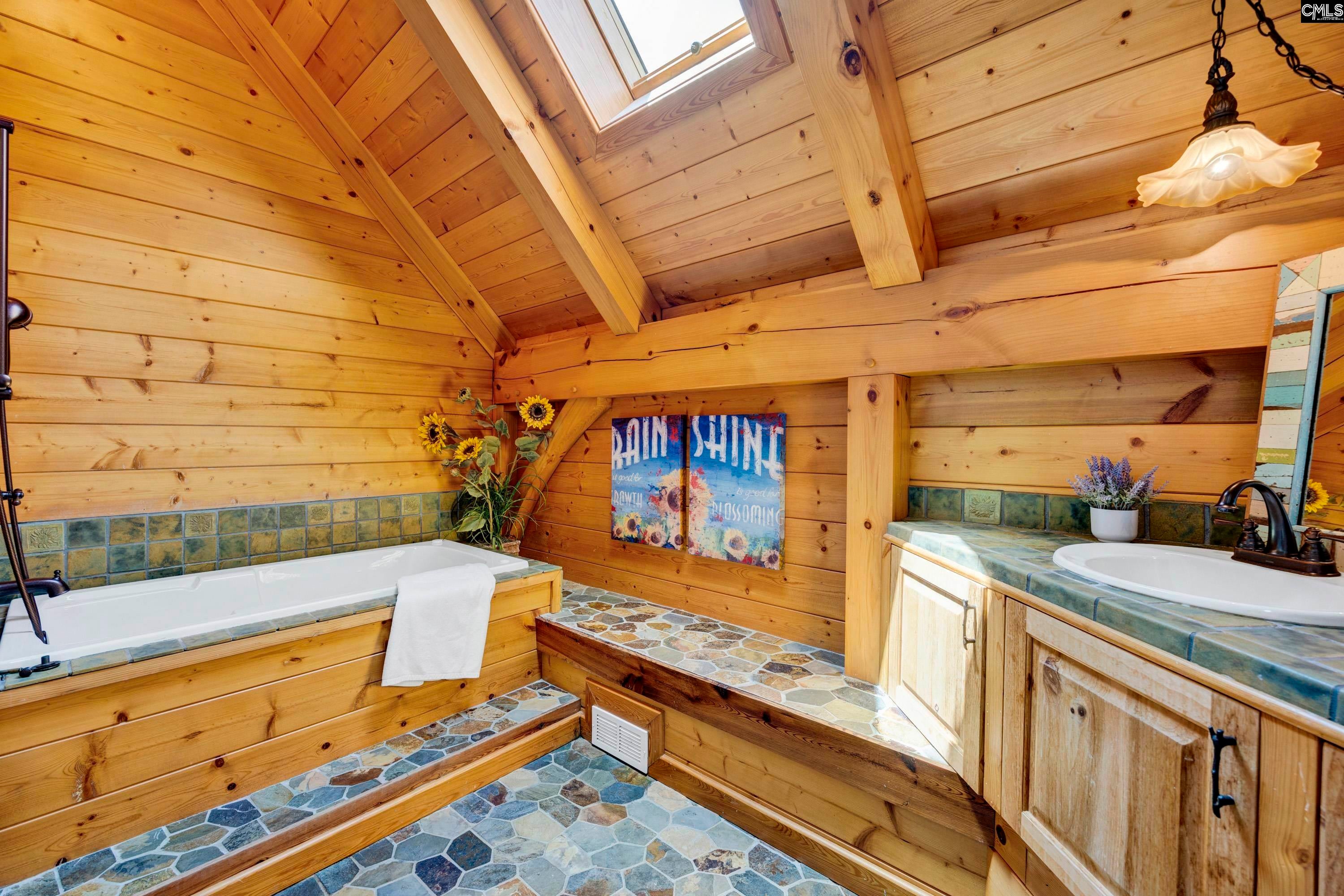 Leesville, South Carolina, 29070, United States, 3 Bedrooms Bedrooms, ,4 BathroomsBathrooms,Residential,Active,1922328