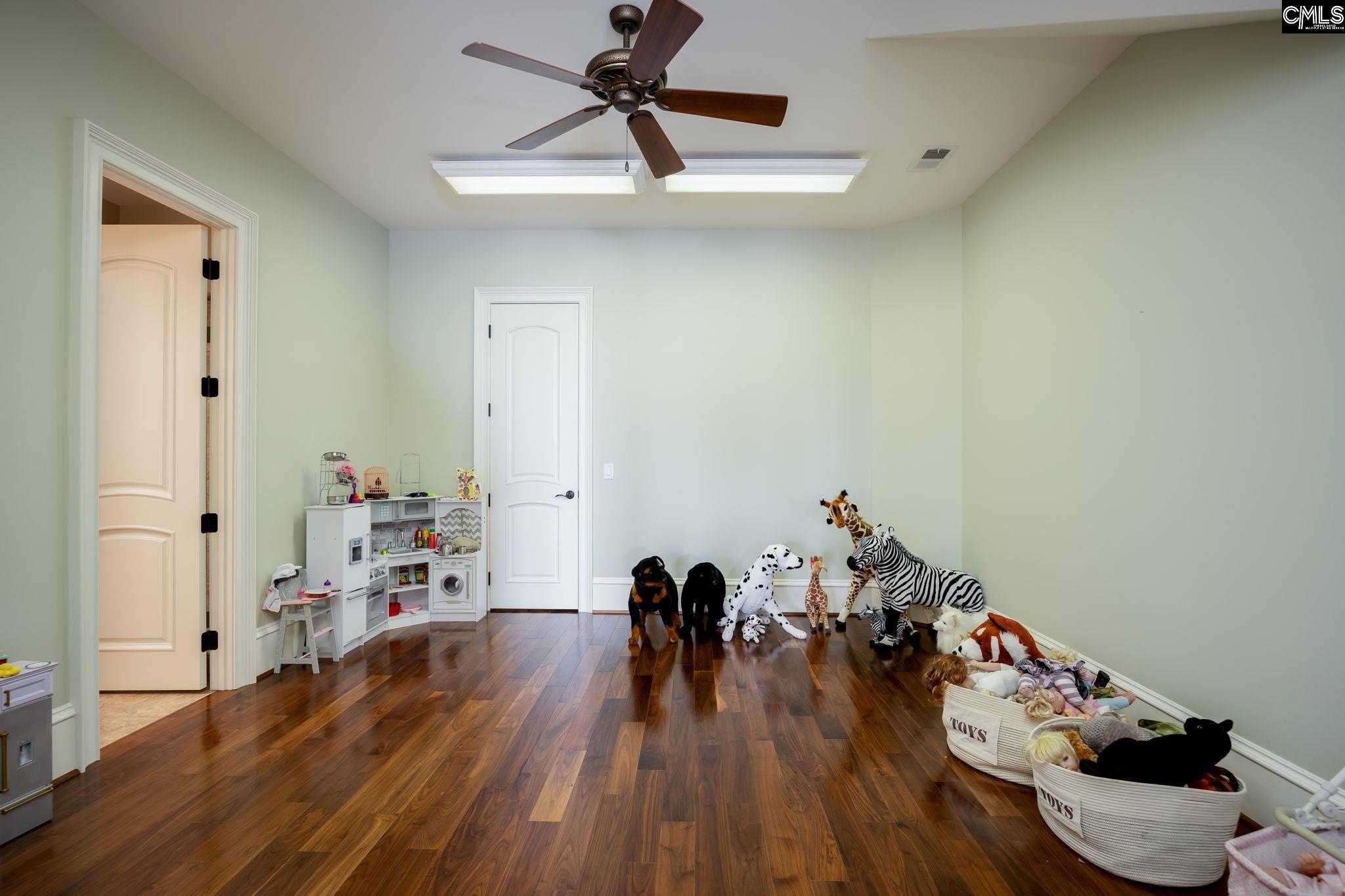 Chapin, South Carolina, 29036, United States, 5 Bedrooms Bedrooms, ,7 BathroomsBathrooms,Residential,Active,1702671