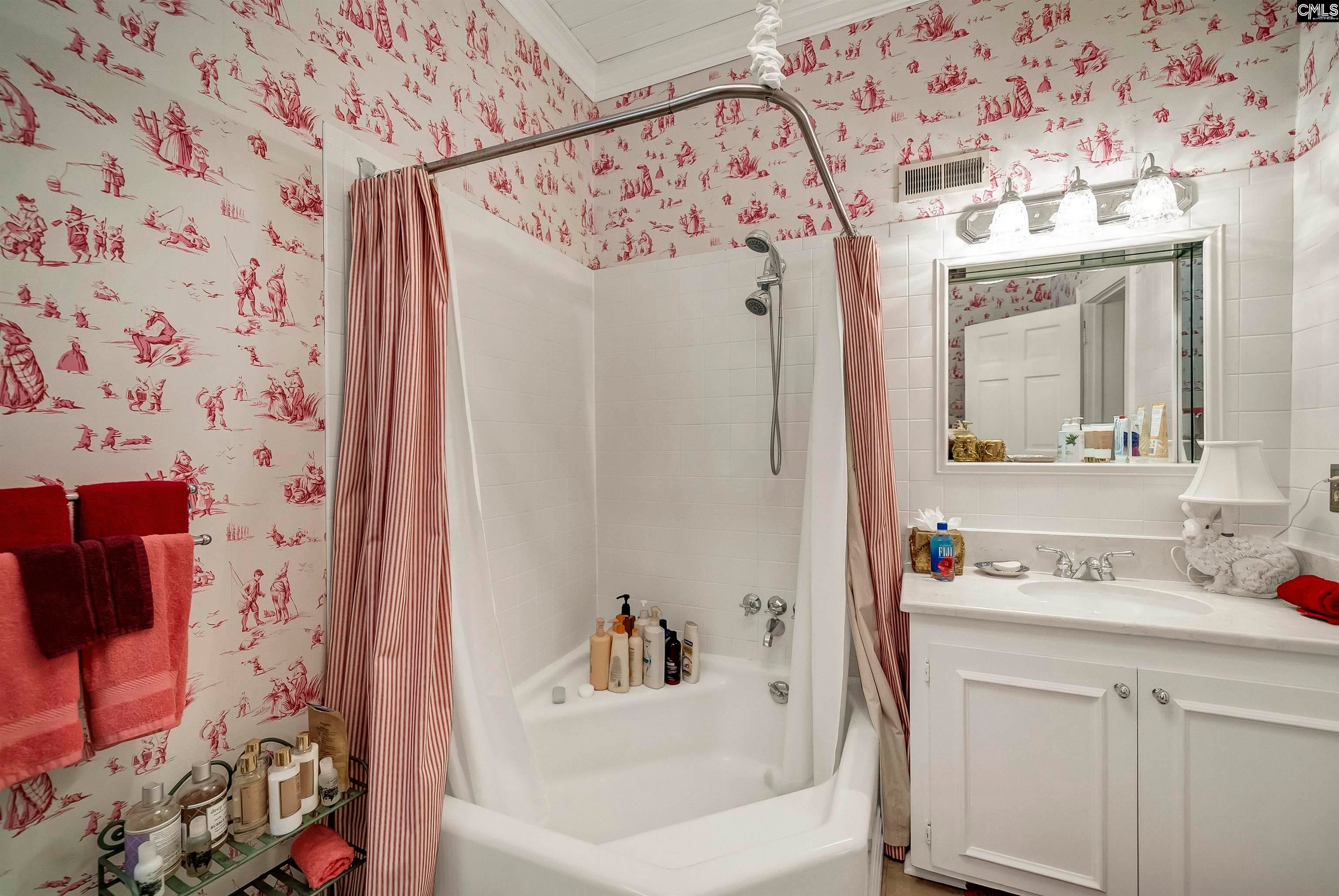 Columbia, South Carolina, 29205, United States, 5 Bedrooms Bedrooms, ,7 BathroomsBathrooms,Residential,Active,1885032
