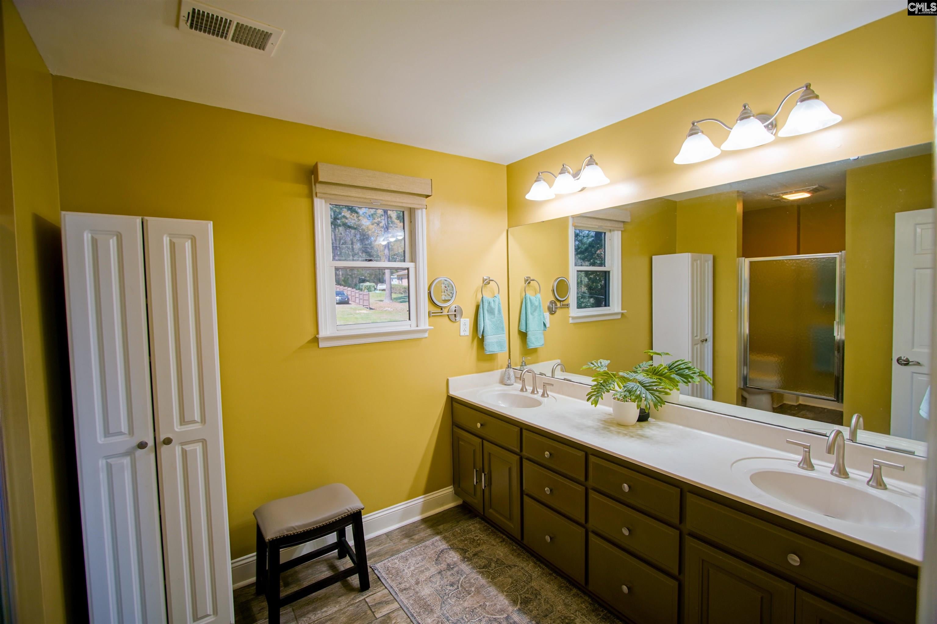 Chapin, South Carolina, 29036, United States, 4 Bedrooms Bedrooms, ,3 BathroomsBathrooms,Residential,Active,1945206