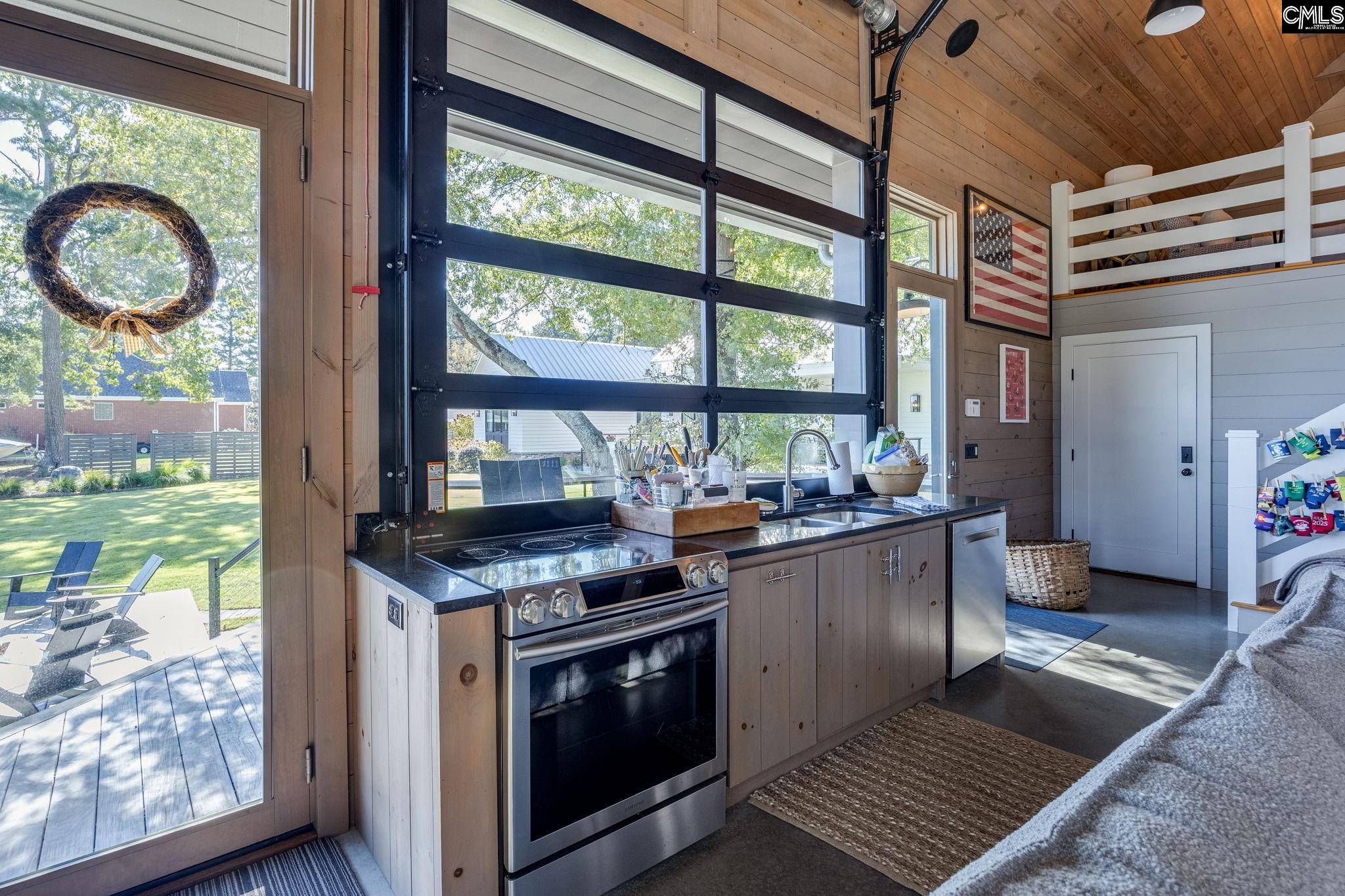 Lexington, South Carolina, 29072, United States, 4 Bedrooms Bedrooms, ,6 BathroomsBathrooms,Residential,Active,1972175