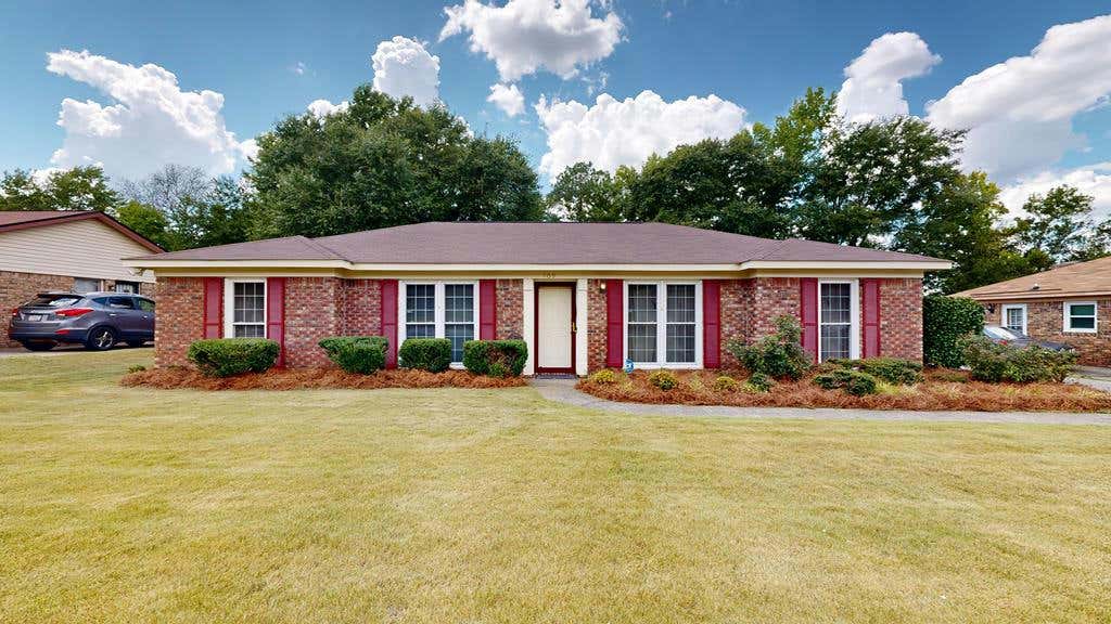 709 CORLEY DR, COLUMBUS, GA 31907, photo 1 of 14