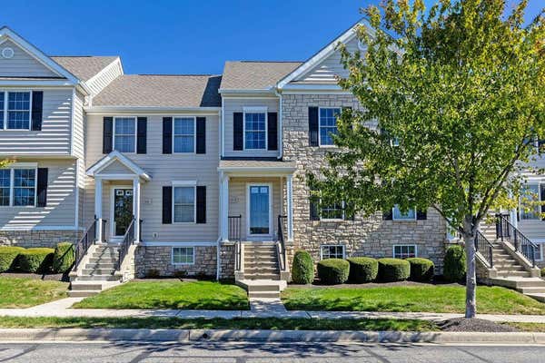 112 AUTUMN RIDGE DR, PICKERINGTON, OH 43147 - Image 1