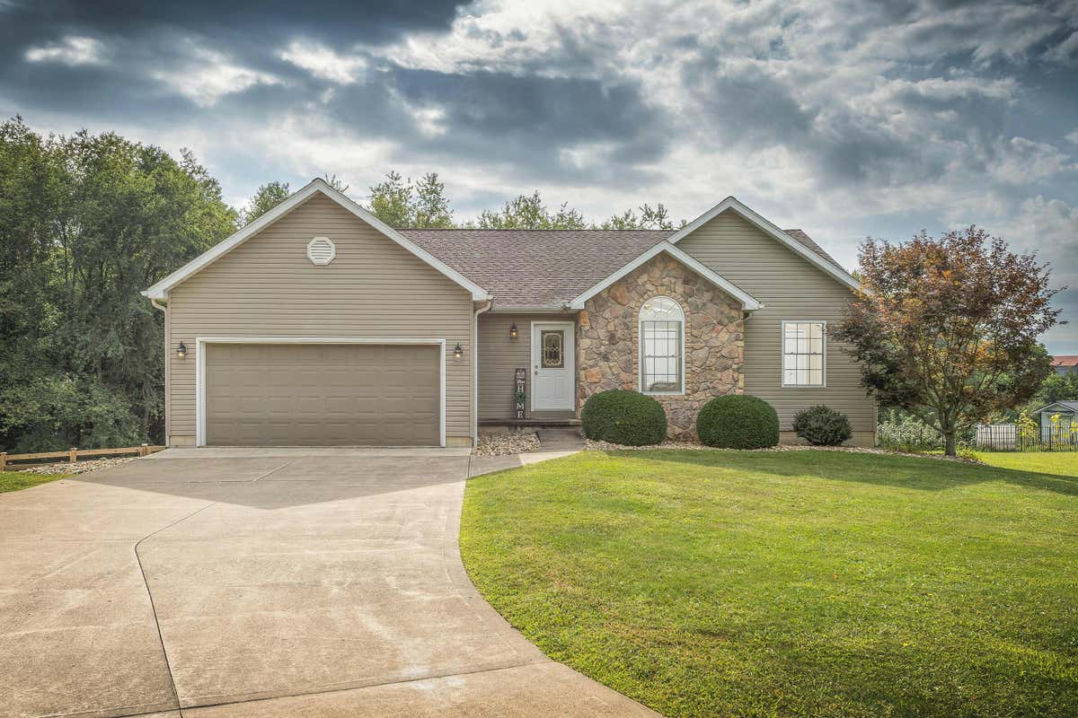 13738 GILCHRIST RD, MOUNT VERNON, OH 43050 Single Family Residence For Sale MLS 224031886