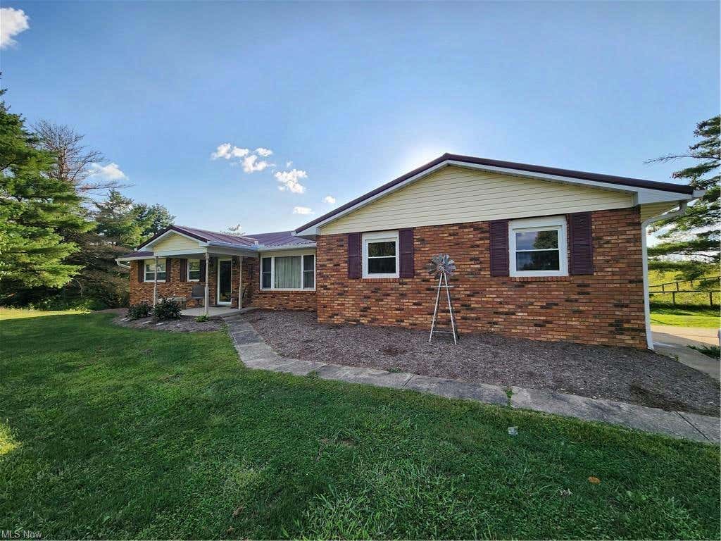 59741 HESKETT DR, CAMBRIDGE, OH 43725, photo 1 of 50