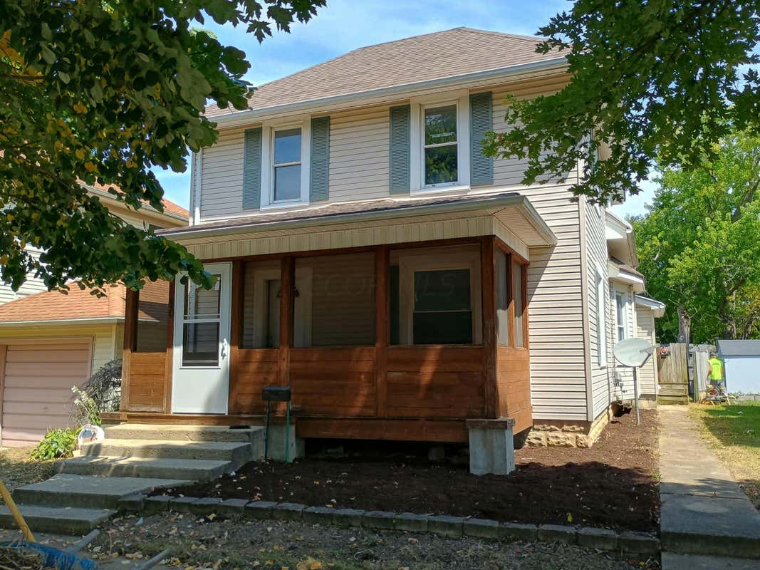 90 N UNION ST, LONDON, OH 43140, photo 1 of 26