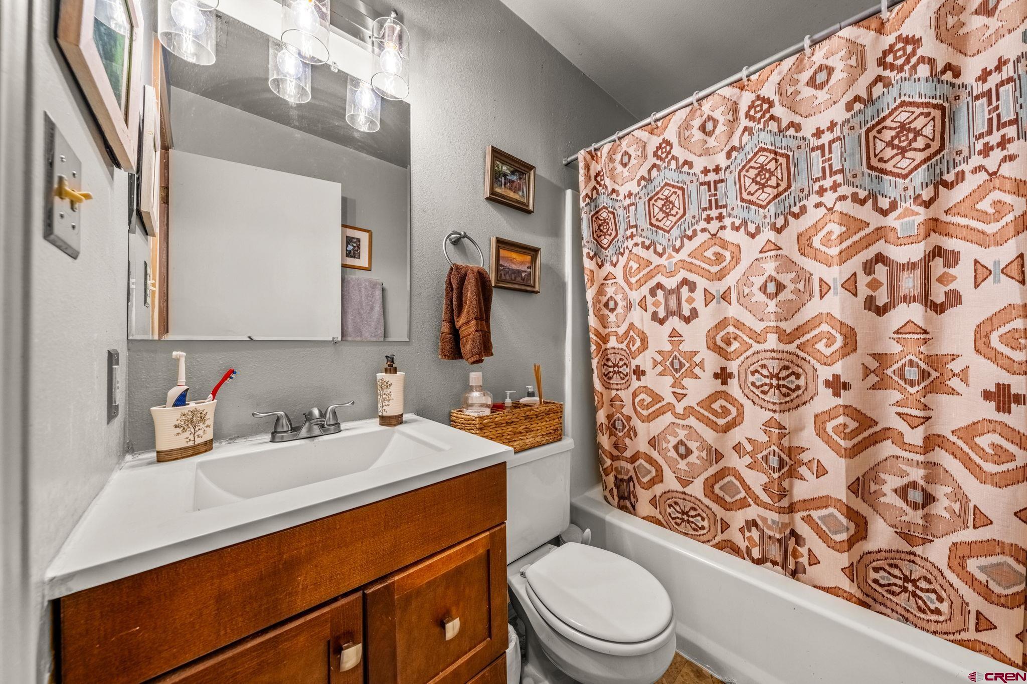 Durango, Colorado, 81301, United States, ,6 BathroomsBathrooms,Residential,Active,1823940