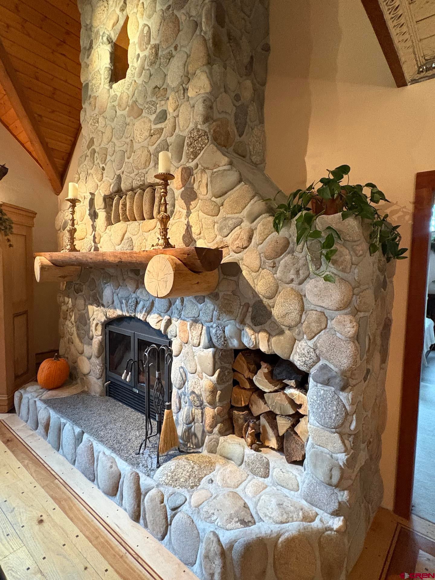 Almont, Colorado, 81210, United States, 3 Bedrooms Bedrooms, ,3 BathroomsBathrooms,Residential,Active,1963401