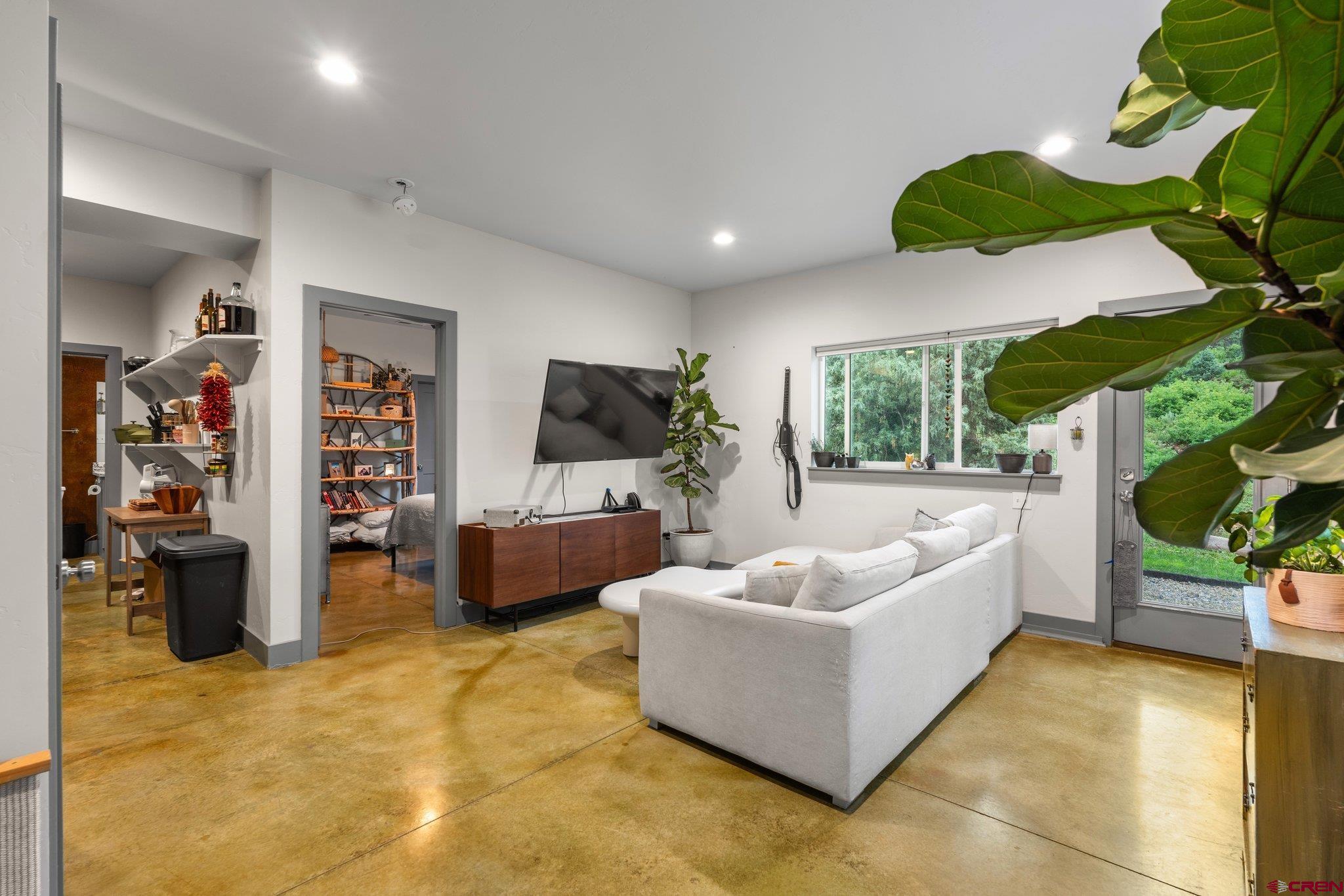 Durango, Colorado, 81301, United States, 3 Bedrooms Bedrooms, ,3 BathroomsBathrooms,Residential,Active,2017084