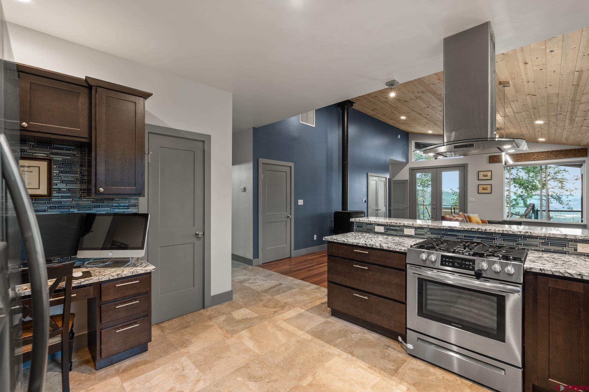 Durango, Colorado, 81301, United States, ,3 BathroomsBathrooms,Residential,Active,1800184