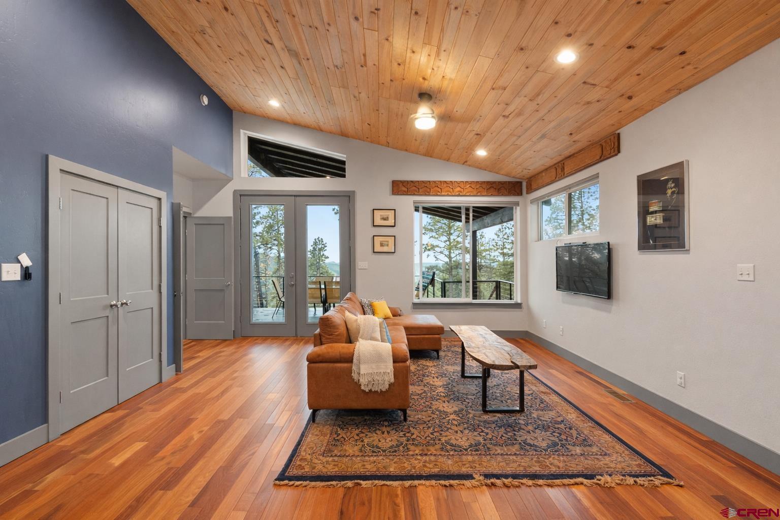 Durango, Colorado, 81301, United States, 3 Bedrooms Bedrooms, ,3 BathroomsBathrooms,Residential,Active,2017084