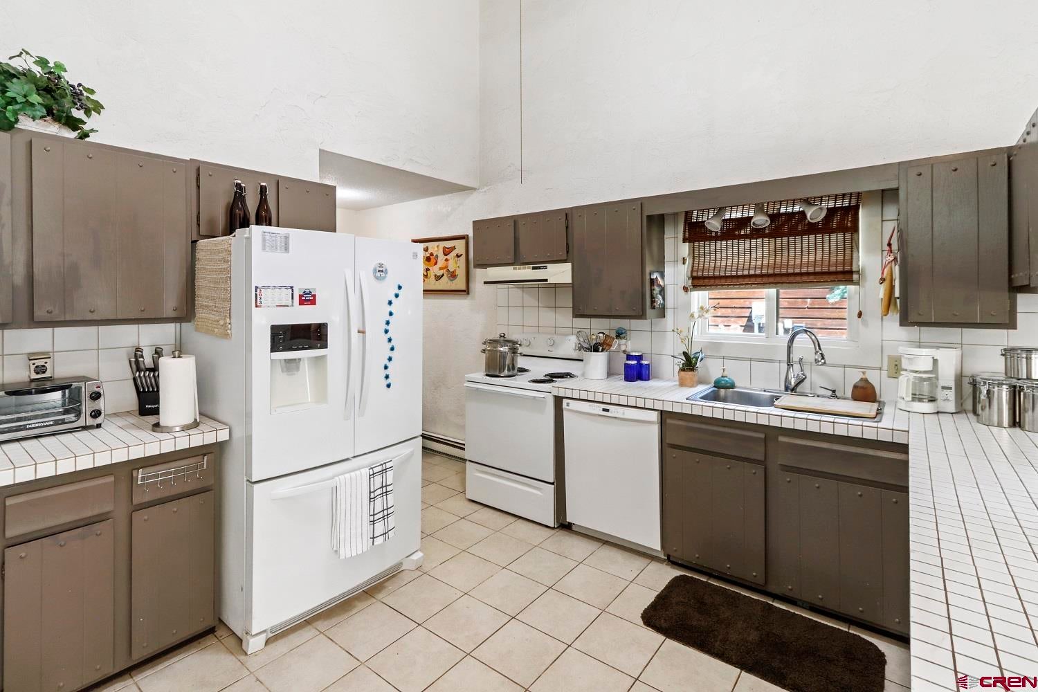 Crested Butte, Colorado, 81224, United States, 4 Bedrooms Bedrooms, ,2 BathroomsBathrooms,Residential,Active,2006967