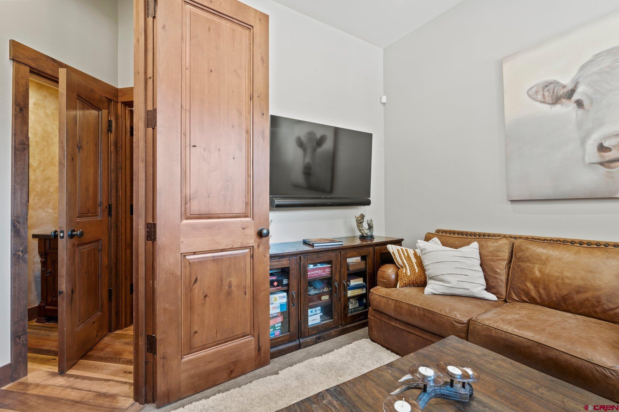 Durango, Colorado, 81301, United States, ,4 BathroomsBathrooms,Residential,Active,1824037